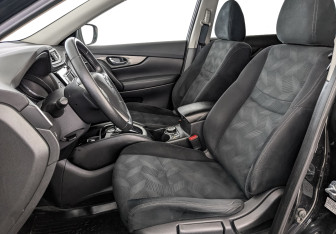 Подержанный автомобиль Nissan X-Trail 2017 года (20 фото)