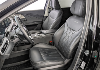 Подержанный автомобиль Chery Arrizo 8 2024 года (20 фото)