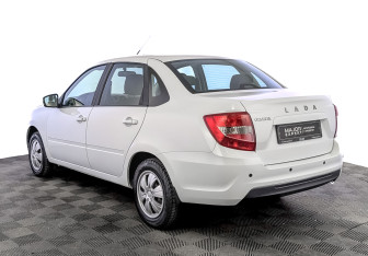 Подержанный автомобиль LADA (ВАЗ) Granta Sedan 2022 года (7 фото)
