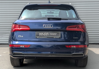 Подержанный автомобиль Audi Q5 2020 года (6 фото)