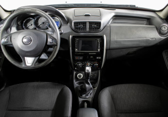 Подержанный автомобиль Nissan Terrano 2018 года (10 фото)