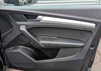 Подержанный автомобиль Audi Q5 2020 года (23 фото)