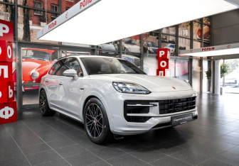 Новый Porsche Cayenne 2025 (2 фото)