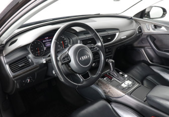 Подержанный автомобиль Audi A6 allroad 2016 года (8 фото)