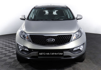 Подержанный автомобиль Kia Sportage 2015 года (2 фото)