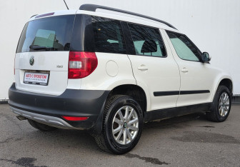 Подержанный автомобиль Skoda Yeti 2011 года (5 фото)