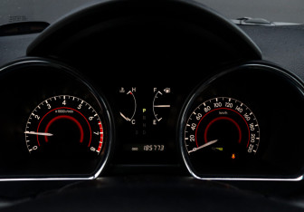 Подержанный автомобиль Toyota Highlander 2011 года (24 фото)