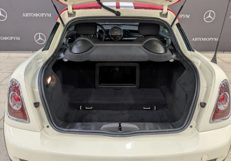 Подержанный автомобиль MINI Coupe 2012 года (10 фото)