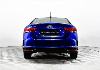 Подержанный автомобиль Hyundai Solaris Sedan 2022 года (6 фото)