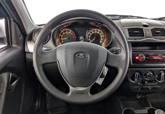 Подержанный автомобиль LADA (ВАЗ) Granta Liftback 2023 года (21 фото)