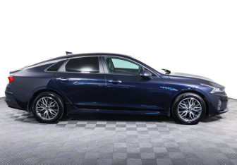Подержанный автомобиль Kia K5 2020 года (4 фото)