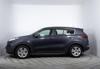 Подержанный автомобиль Kia Sportage 2018 года (8 фото)
