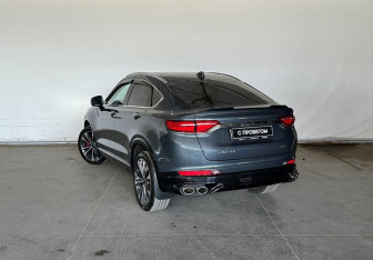 Подержанный автомобиль Geely Tugella 2023 года (6 фото)