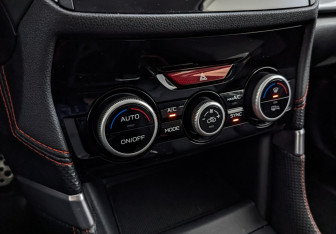 Подержанный автомобиль Subaru Forester Suv 2021 года (21 фото)