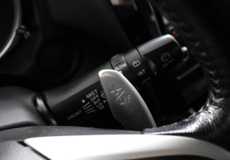 Подержанный автомобиль Mitsubishi ASX 2012 года (13 фото)