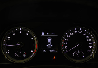 Подержанный автомобиль Hyundai Sonata 2021 года (11 фото)