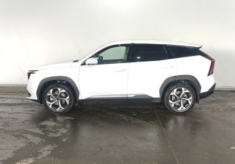 Подержанный автомобиль Geely Atlas 2023 года (7 фото)