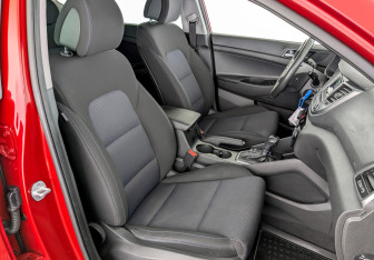 Подержанный автомобиль Hyundai Tucson 2016 года (23 фото)