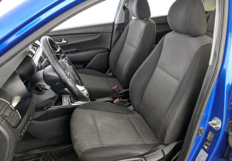 Подержанный автомобиль Kia Rio Hatchback 2019 года (20 фото)