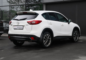 Подержанный автомобиль Mazda CX-5 2015 года (4 фото)