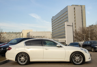 Подержанный автомобиль Infiniti G Sedan 2012 года (3 фото)