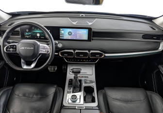 Подержанный автомобиль Jetour X70 2023 года (14 фото)
