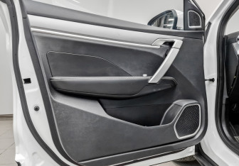 Подержанный автомобиль Geely Coolray 2023 года (20 фото)