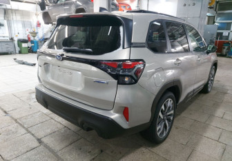 Новый Subaru Forester Suv 2025 (3 фото)