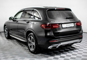 Подержанный автомобиль Mercedes-Benz GLC Coupe 2019 года (7 фото)