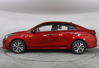 Подержанный автомобиль Kia Rio Sedan 2021 года (8 фото)