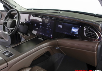 Подержанный автомобиль Exeed VX 2023 года (9 фото)