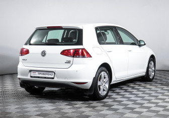 Подержанный автомобиль Volkswagen Golf Hatchback 2014 года (5 фото)