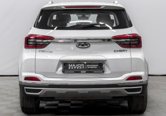 Подержанный автомобиль Chery Tiggo 4 2022 года (6 фото)