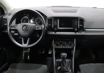 Подержанный автомобиль Skoda Karoq 2020 года (13 фото)