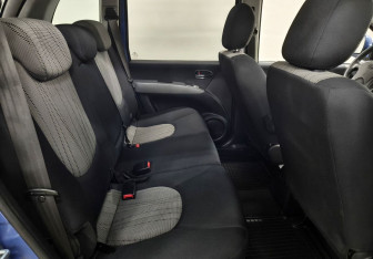 Подержанный автомобиль Hyundai Matrix 2009 года (12 фото)