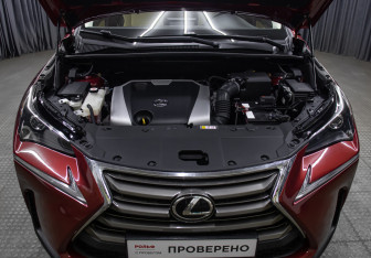 Подержанный автомобиль Lexus NX 2015 года (9 фото)