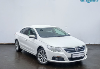 Подержанный автомобиль Volkswagen Passat CC 2011 года (3 фото)