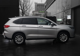 Подержанный автомобиль Haval M6 2023 года (4 фото)