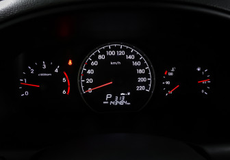 Подержанный автомобиль Hyundai H-1 2018 года (16 фото)