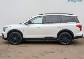 Подержанный автомобиль GAC GS8 2023 года (8 фото)