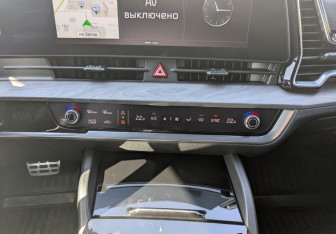 Подержанный автомобиль Kia Sportage 2023 года (28 фото)