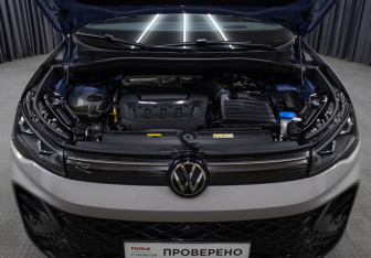 Подержанный автомобиль Volkswagen Tiguan 2024 года (9 фото)