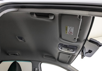 Подержанный автомобиль Hyundai Elantra Sedan 2021 года (23 фото)