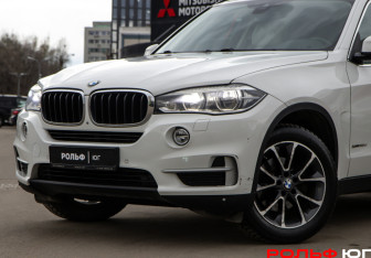 Подержанный автомобиль BMW X5 2014 года (17 фото)