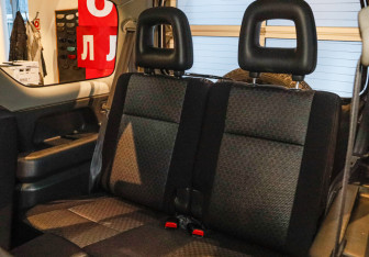 Подержанный автомобиль Suzuki Jimny 2007 года (8 фото)