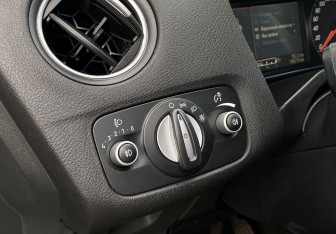 Подержанный автомобиль Ford Mondeo Sedan 2012 года (18 фото)
