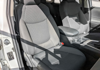 Подержанный автомобиль Toyota RAV4 2021 года (22 фото)