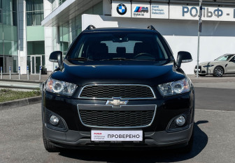 Подержанный автомобиль Chevrolet Captiva 2014 года (2 фото)