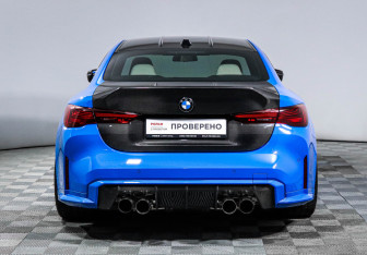 Подержанный автомобиль BMW M4 Coupe 2024 года (35 фото)