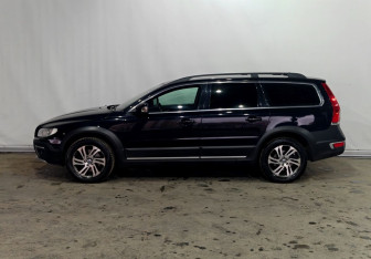 Подержанный автомобиль Volvo XC70 2014 года (7 фото)